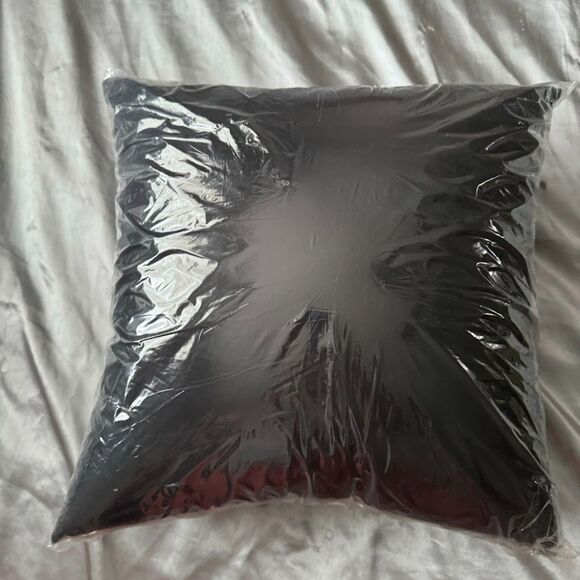 Tomorrow x Together World Tour Act Promise Madison Square Garden New York Pillow - Picture 2 of 11